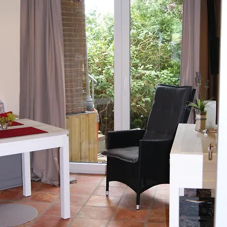 Wohnen Unter Reet Apartment Galmsbull Exterior photo