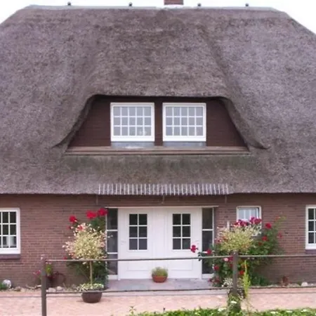 Wohnen Unter Reet Apartment Galmsbull Exterior photo